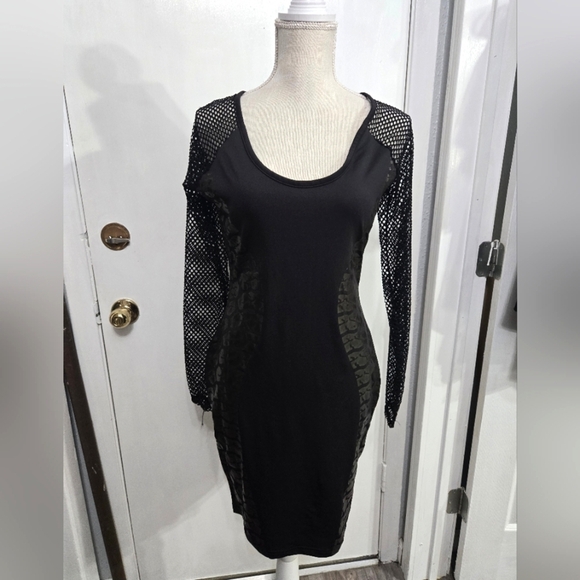 Nicki Minaj Black Mesh Sleeve Dress Bodycon Side Print Detail Sz Large - Picture 11 of 12